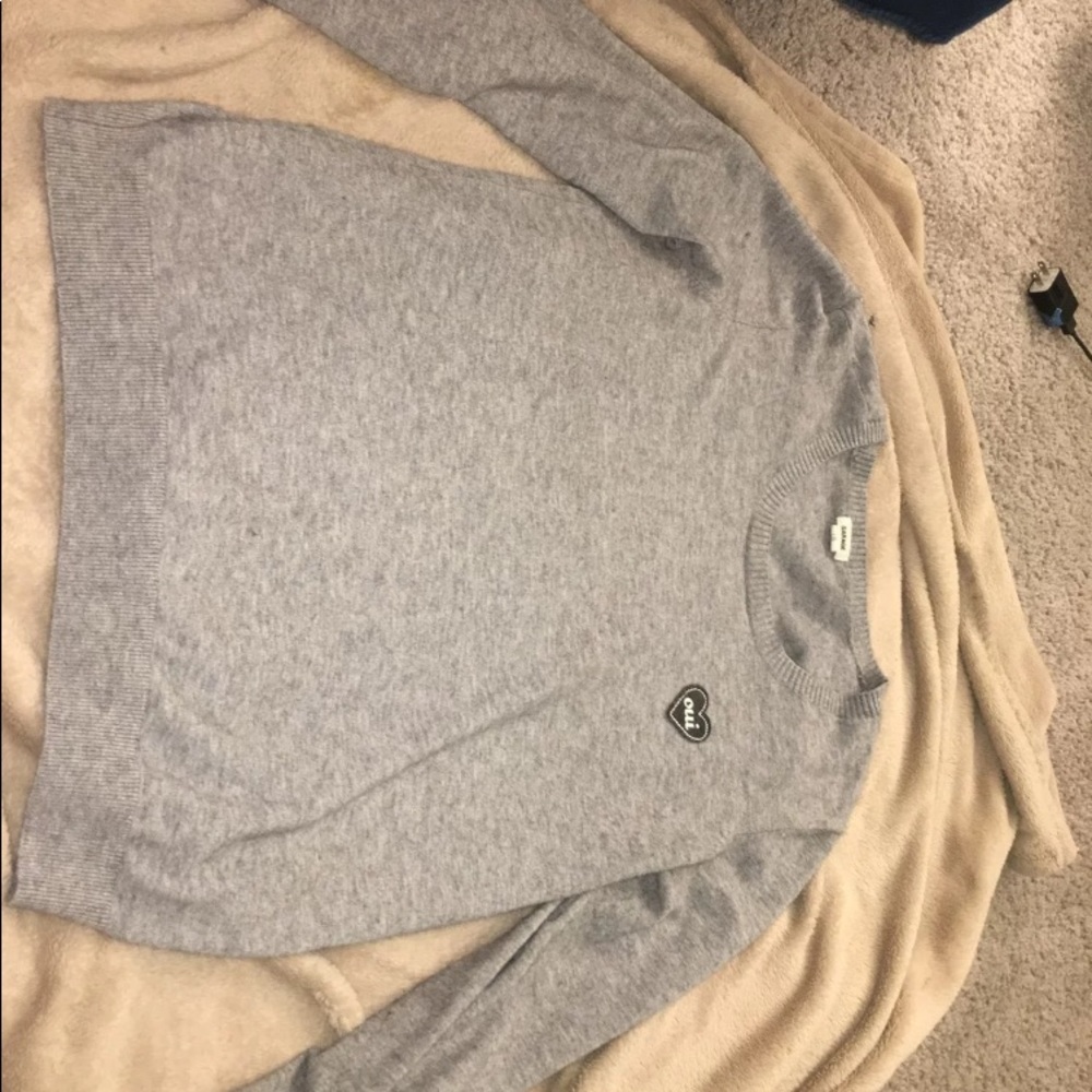 Grey sweater
